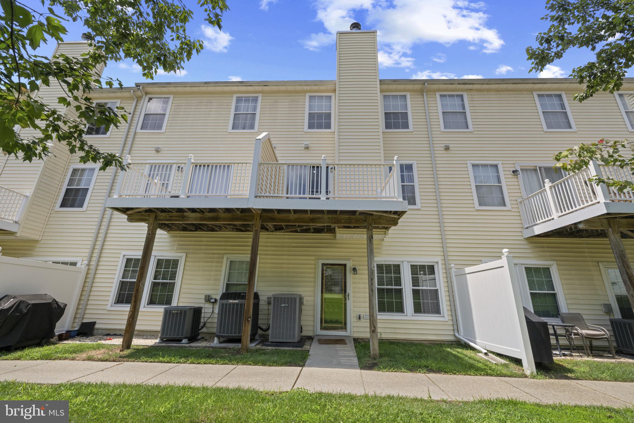 1567 FALLOWFIELD COURT