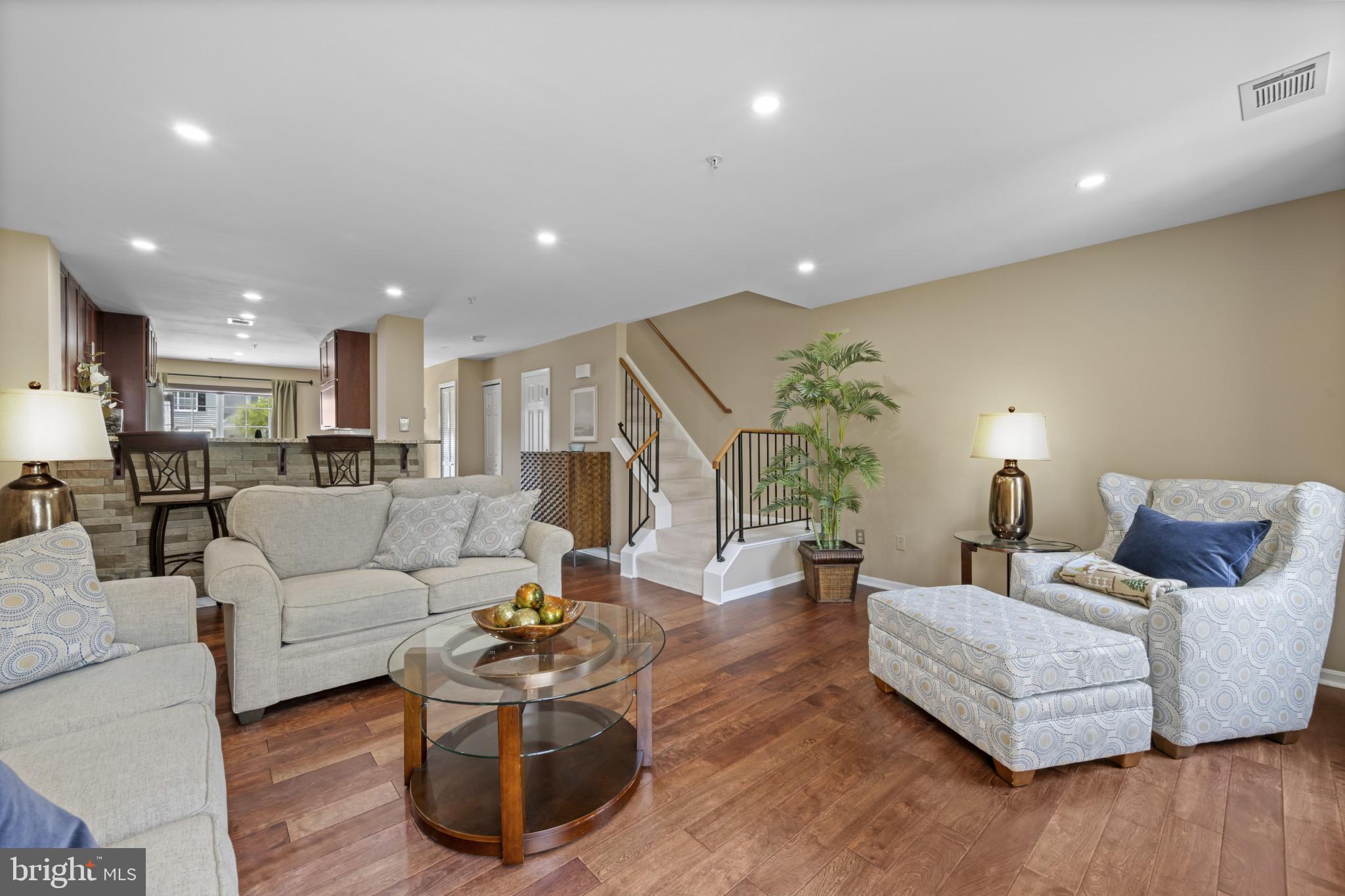 1567 FALLOWFIELD COURT