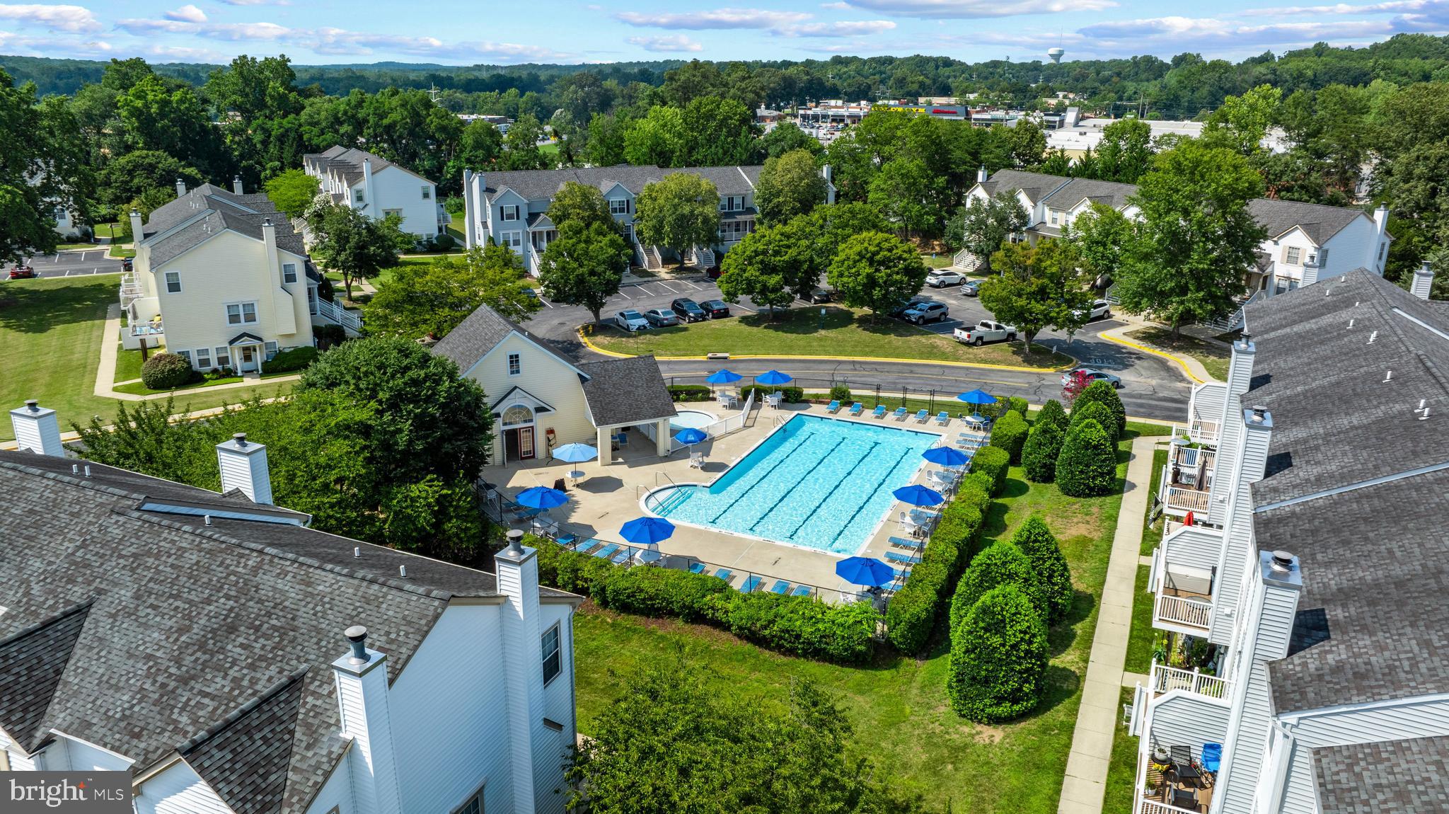 1567 FALLOWFIELD COURT