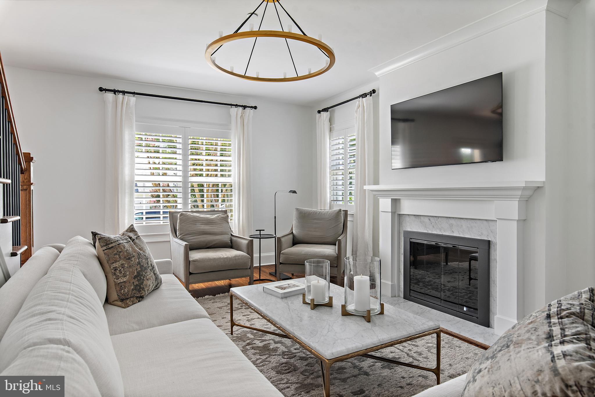 2 STEELE AVENUE