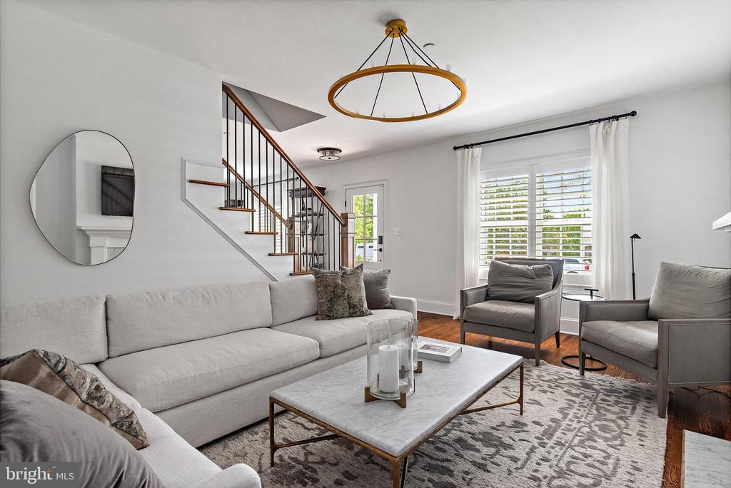 2 STEELE AVENUE