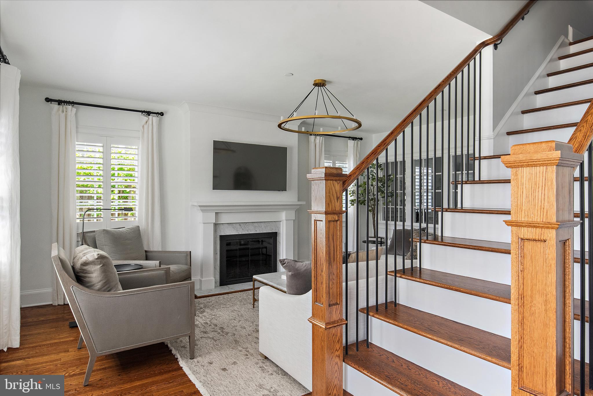 2 STEELE AVENUE