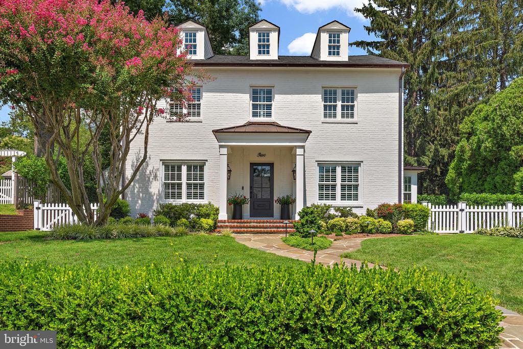 2 STEELE AVENUE