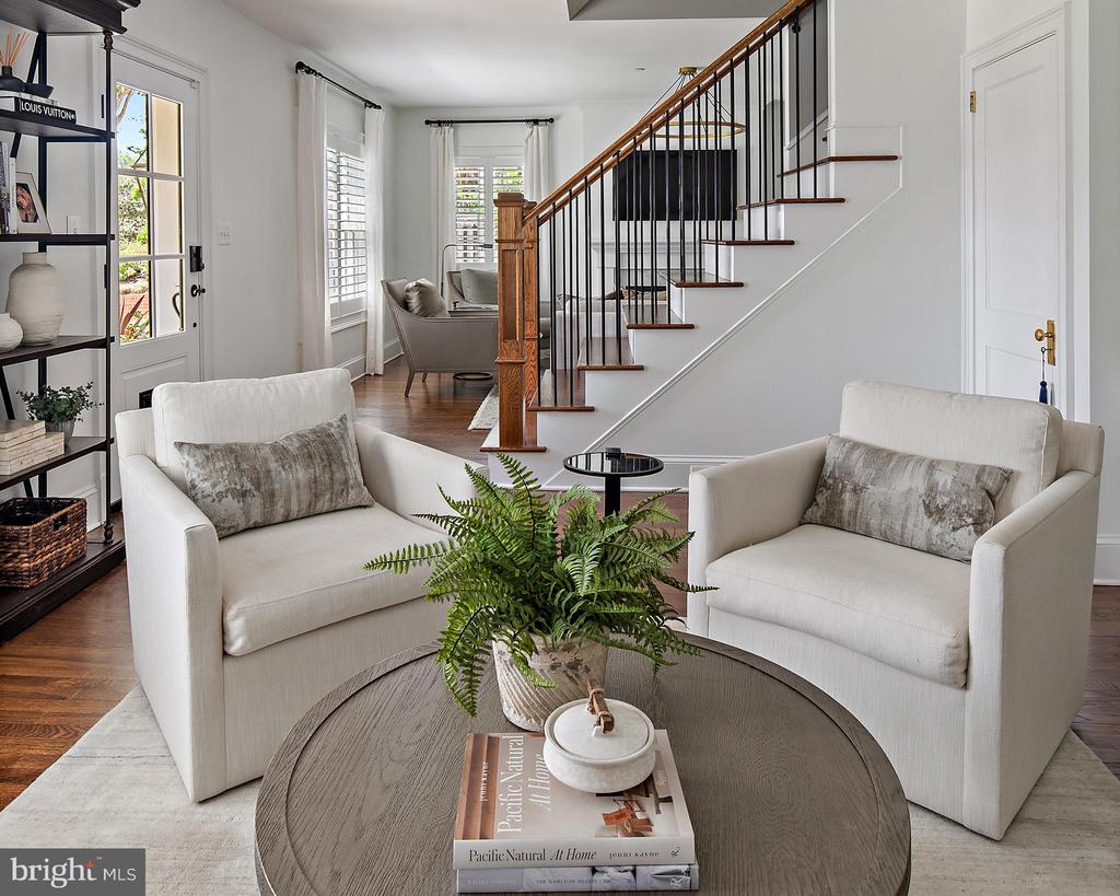 2 STEELE AVENUE