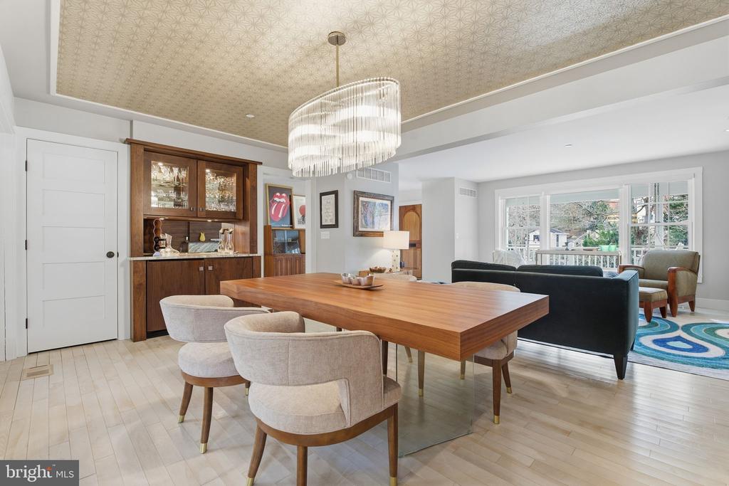 8 STEWART AVENUE