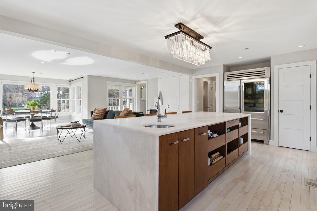 8 STEWART AVENUE