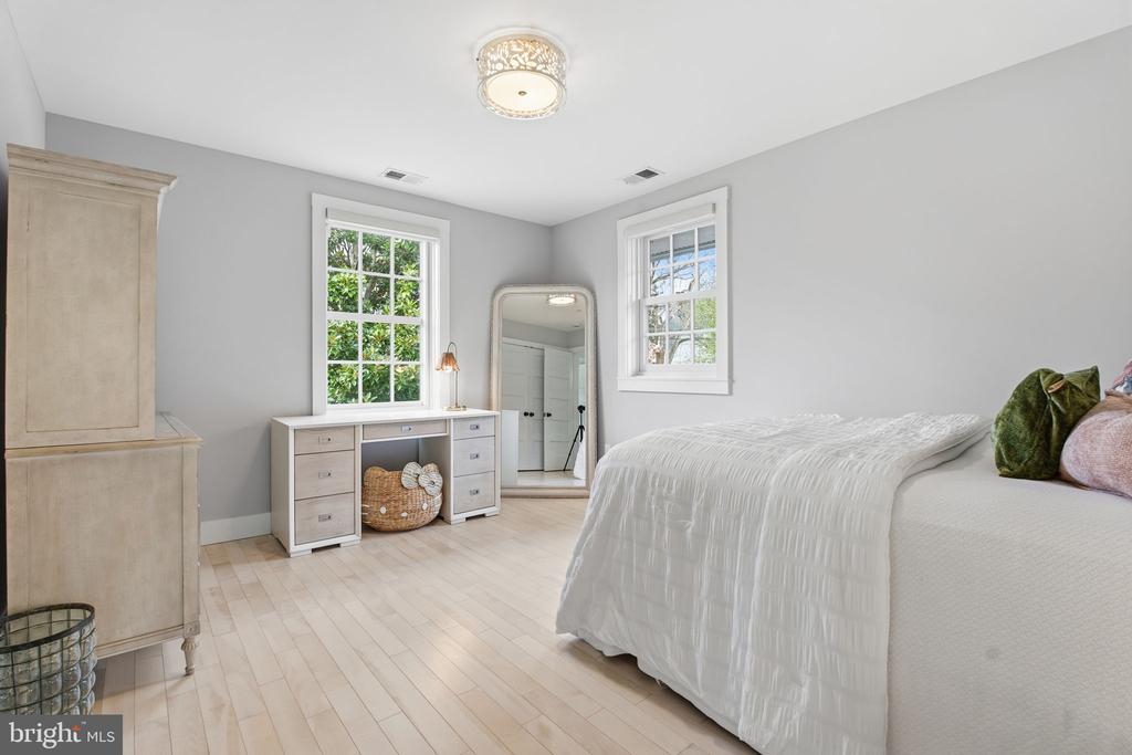 8 STEWART AVENUE