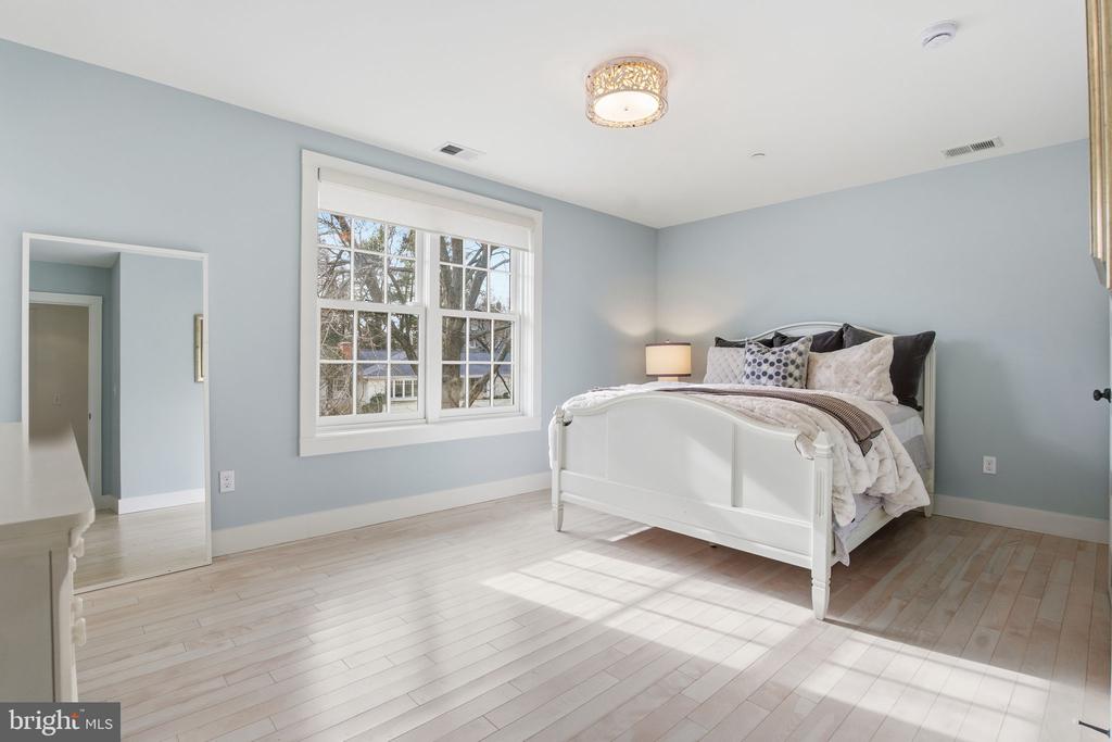 8 STEWART AVENUE