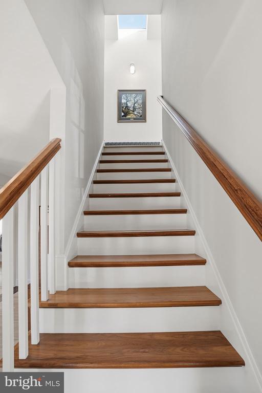 8 STEWART AVENUE