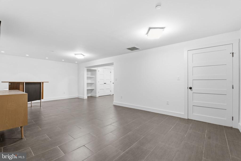 8 STEWART AVENUE