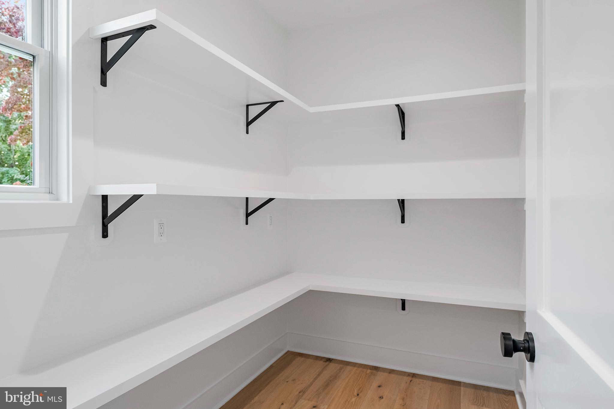 136 S HOMELAND AVENUE