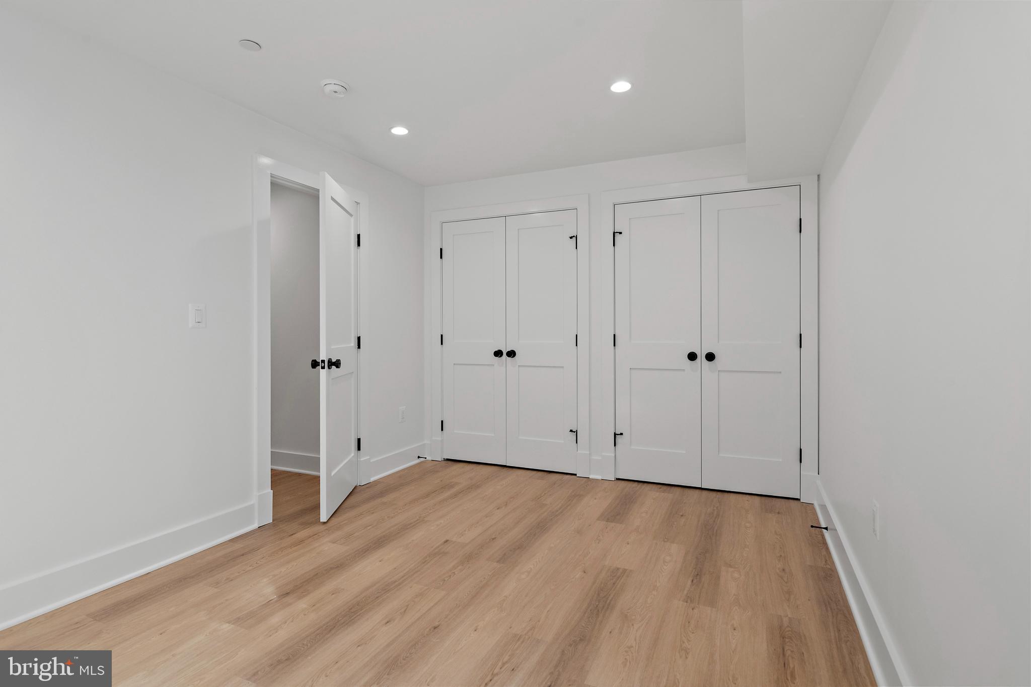 136 S HOMELAND AVENUE