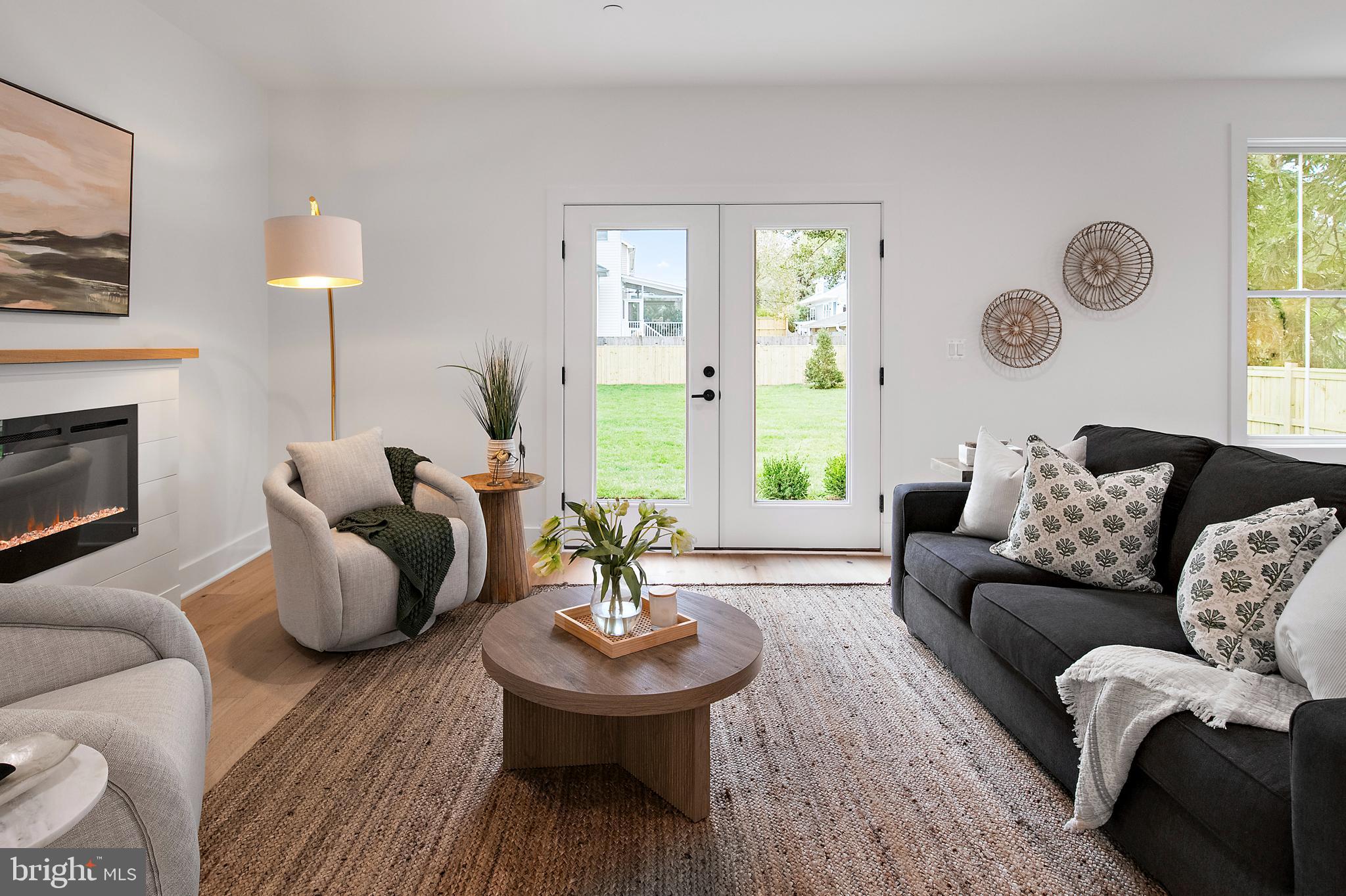 136 S HOMELAND AVENUE