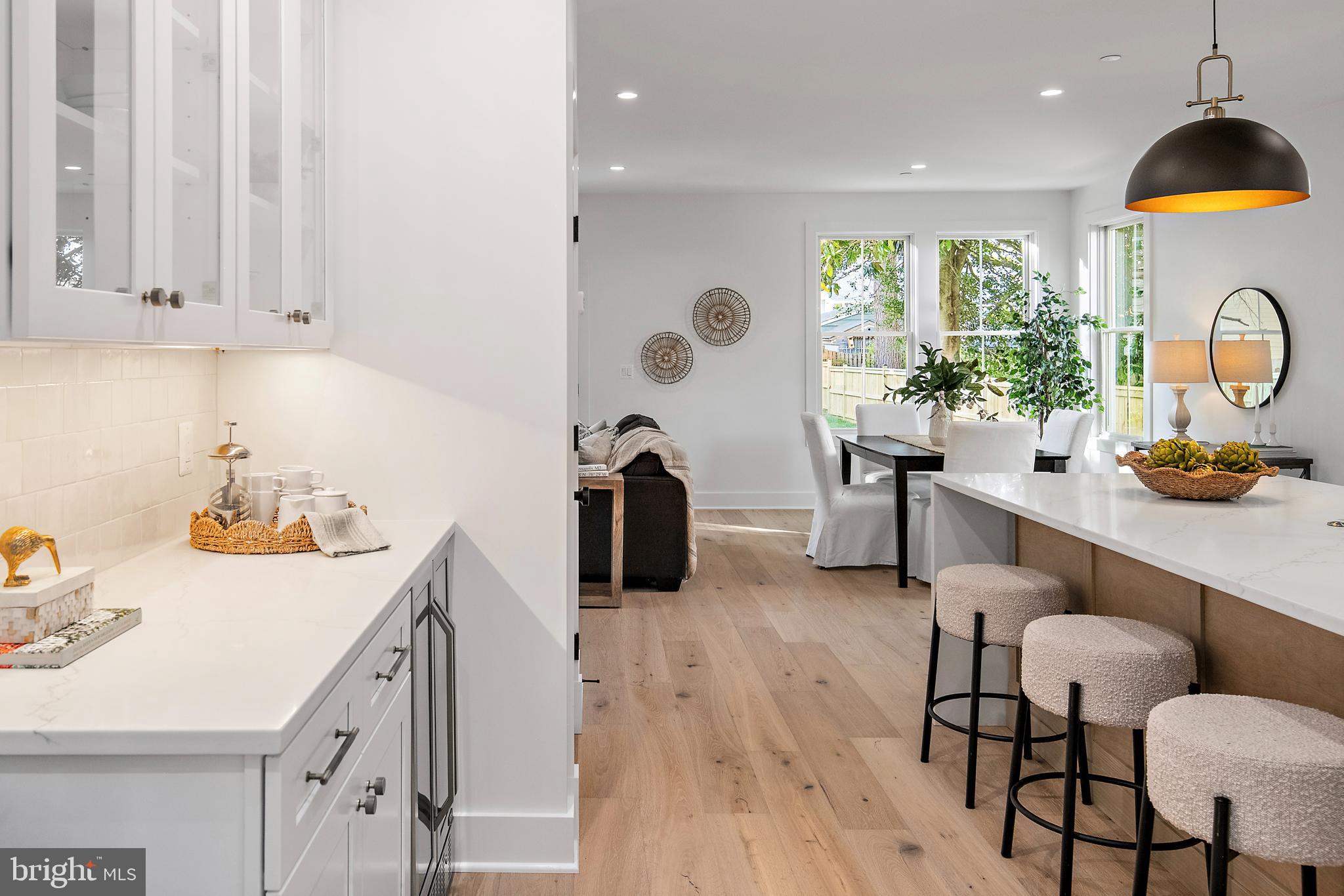 136 S HOMELAND AVENUE