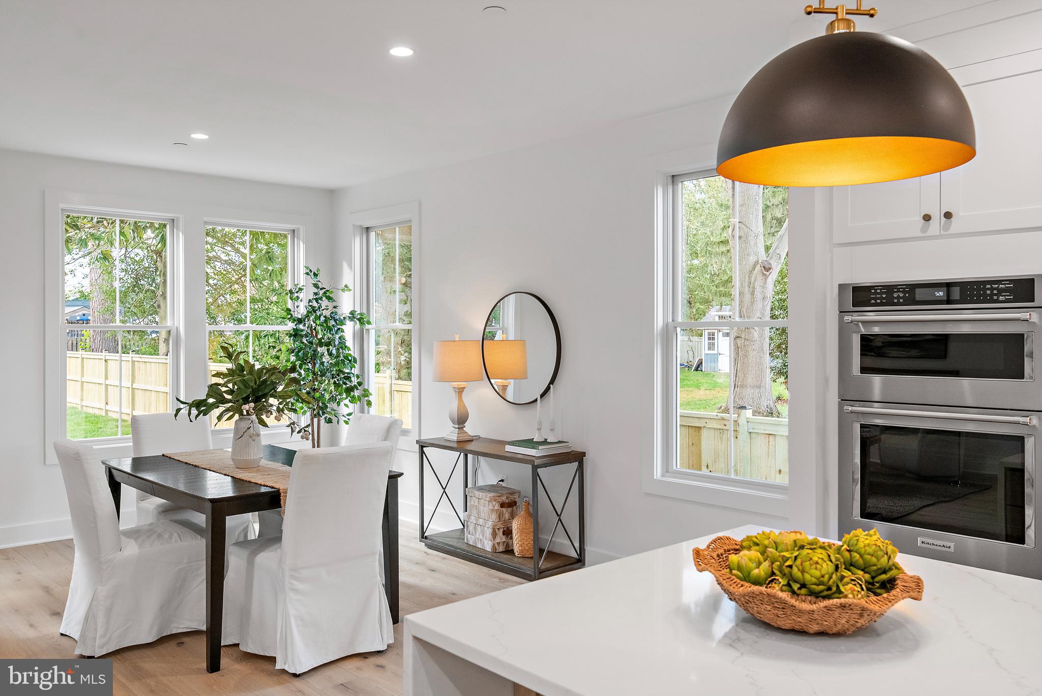 136 S HOMELAND AVENUE