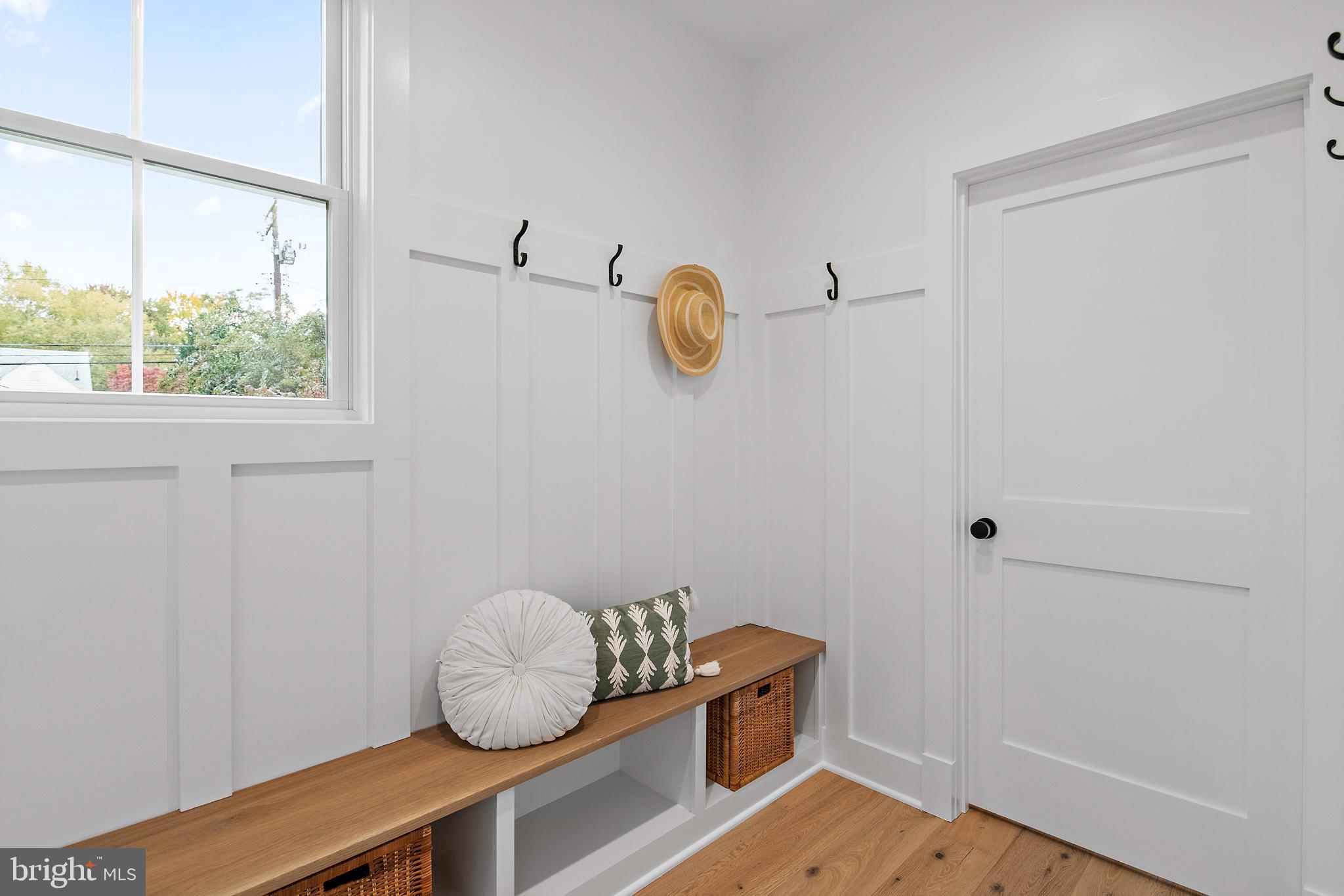 136 S HOMELAND AVENUE