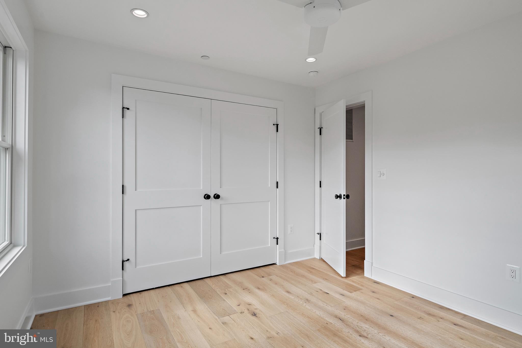 136 S HOMELAND AVENUE