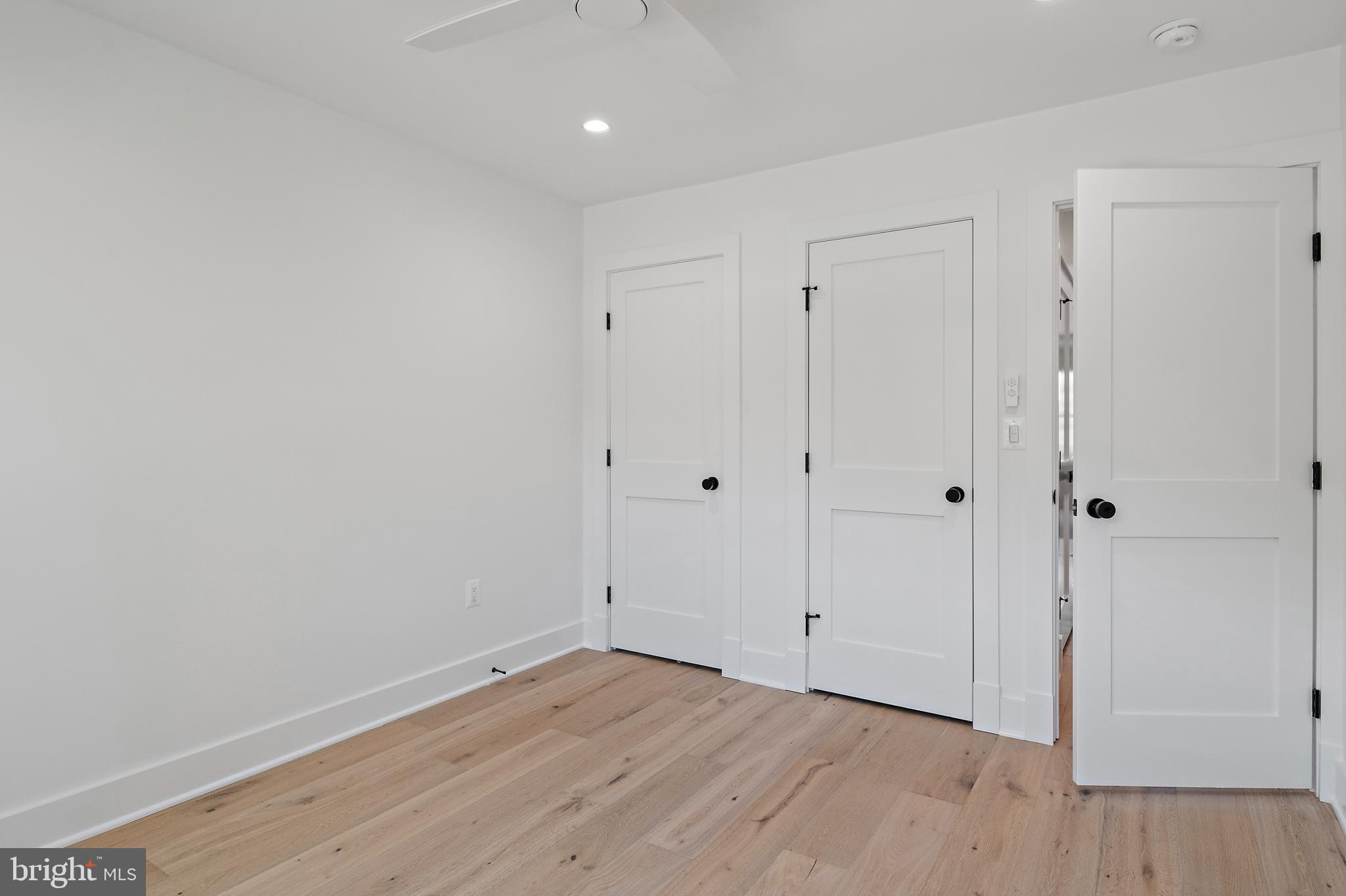 136 S HOMELAND AVENUE