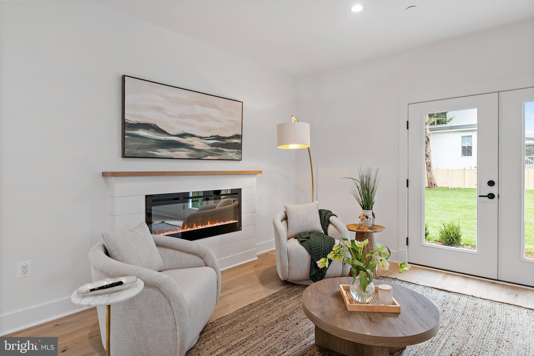 136 S HOMELAND AVENUE