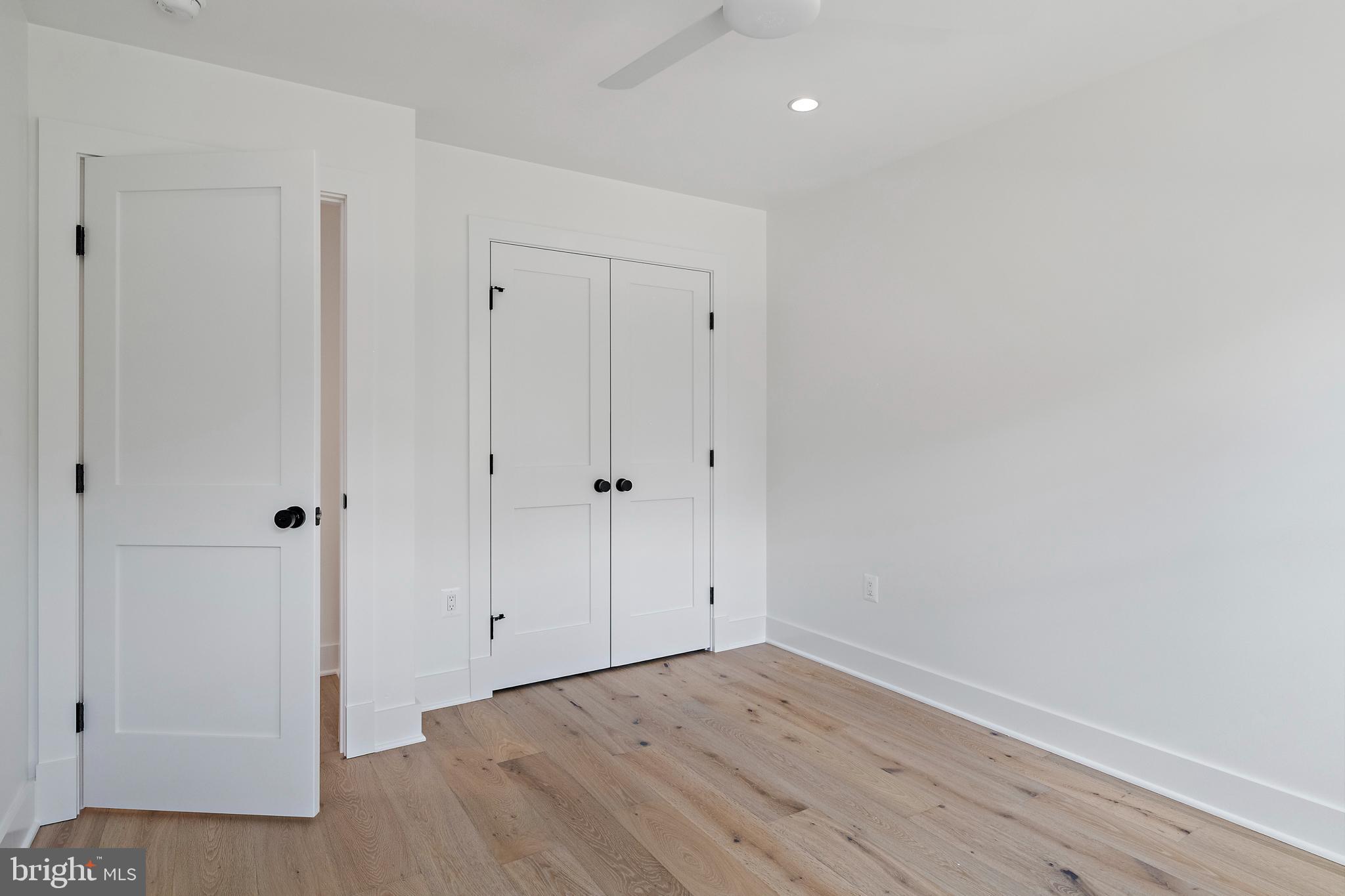 136 S HOMELAND AVENUE