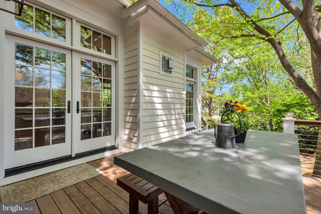 4 SOUTHGATE AVENUE