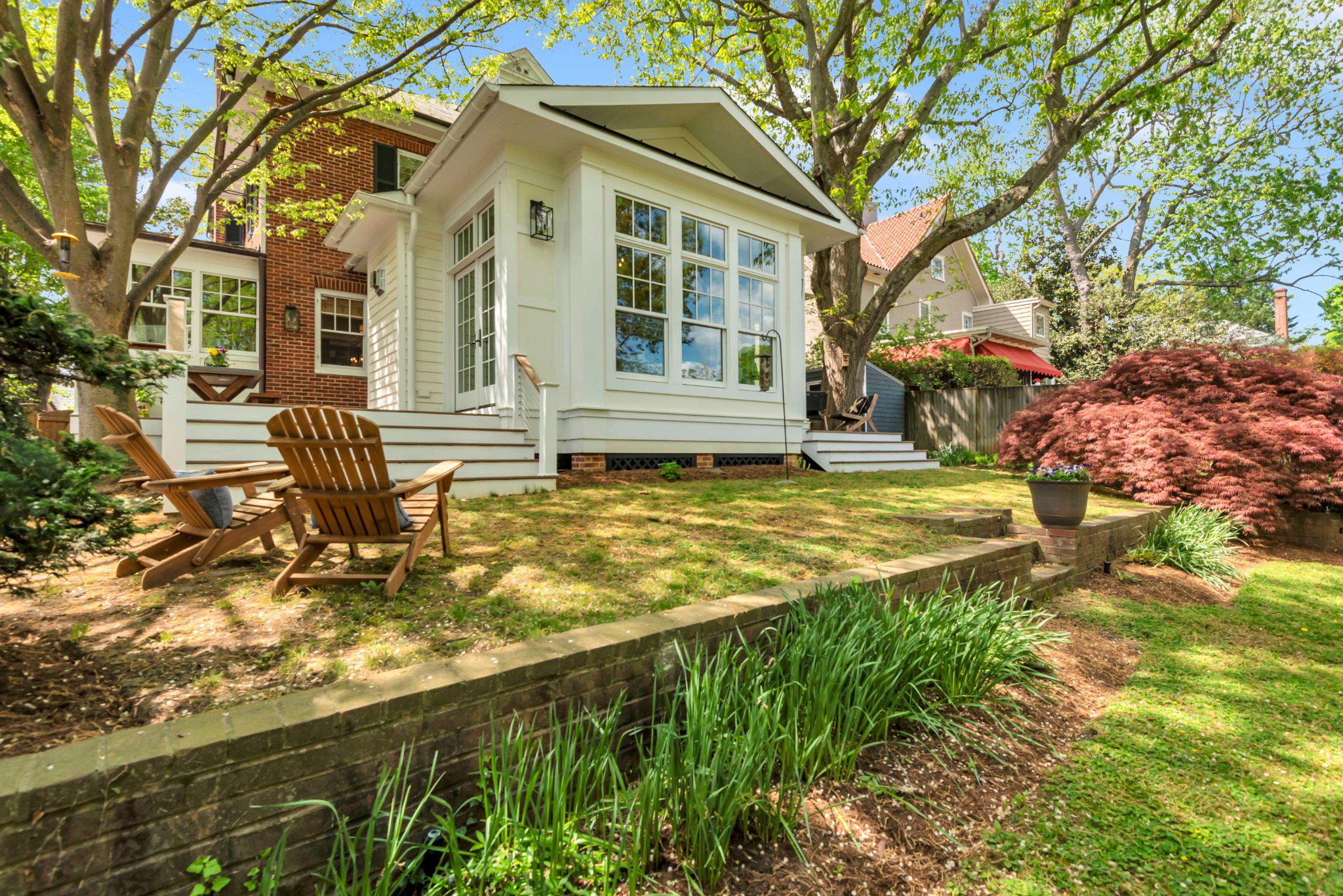 4 SOUTHGATE AVENUE