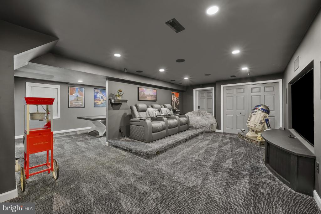 42 POPLAR POINT ROAD
