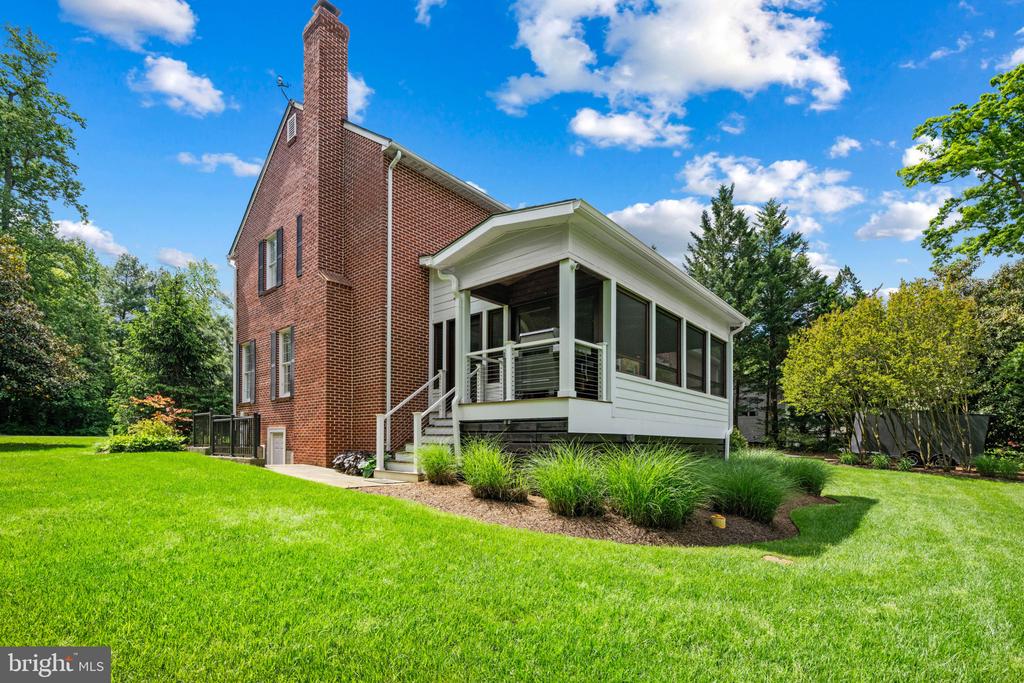 42 POPLAR POINT ROAD