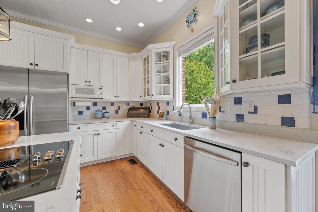 42 POPLAR POINT ROAD