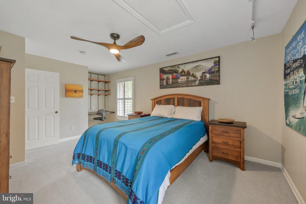 42 POPLAR POINT ROAD