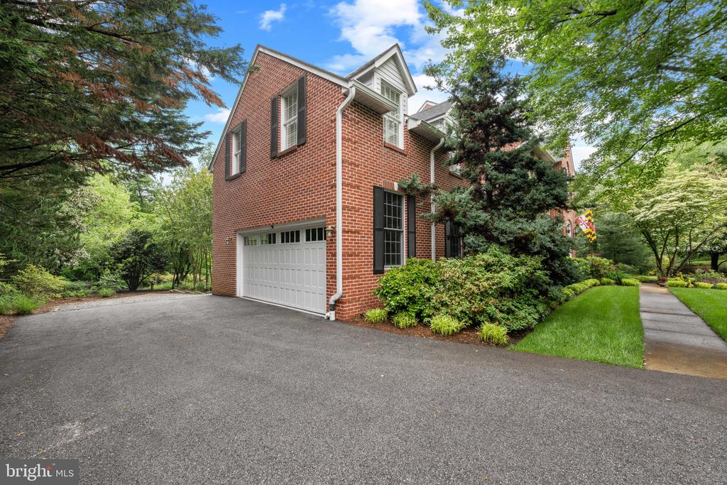 42 POPLAR POINT ROAD