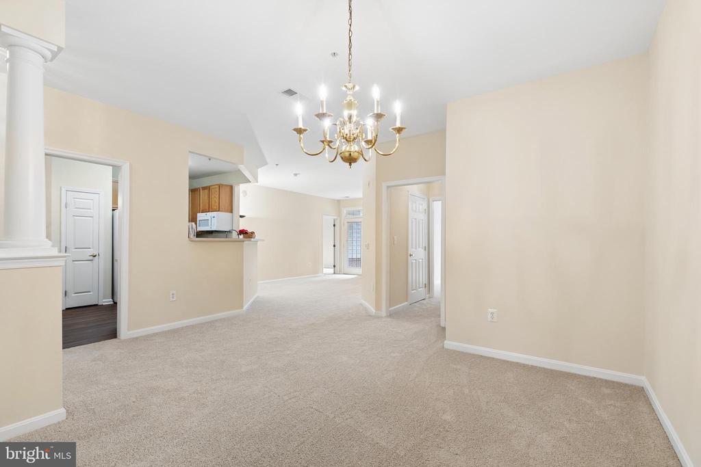 431 HAMLET CLUB DRIVE 102