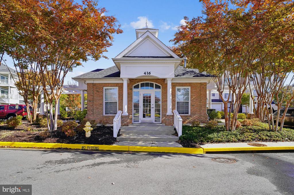 431 HAMLET CLUB DRIVE 102