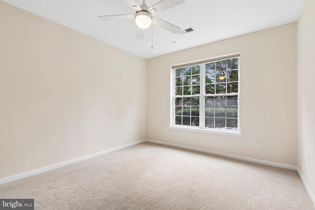 431 HAMLET CLUB DRIVE 102