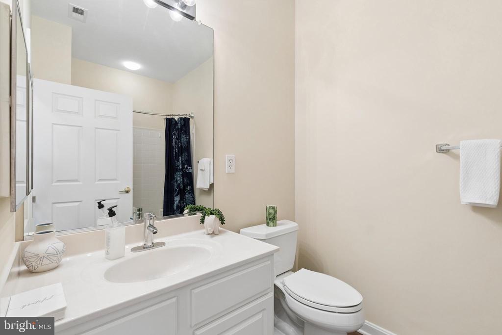 431 HAMLET CLUB DRIVE 102