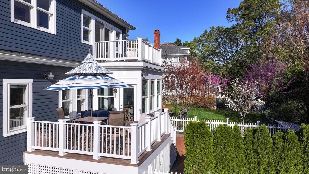 98 DUKE OF GLOUCESTER STREET
