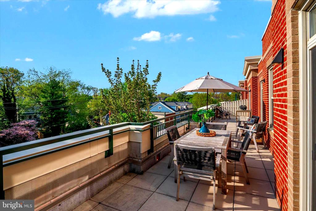 66 FRANKLIN STREET 304