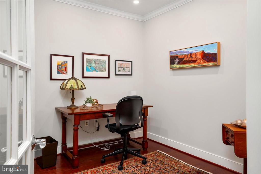 66 FRANKLIN STREET 304