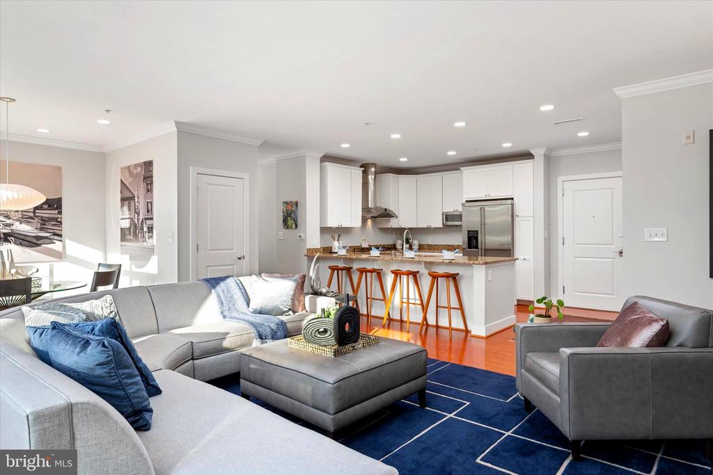 66 FRANKLIN STREET 304