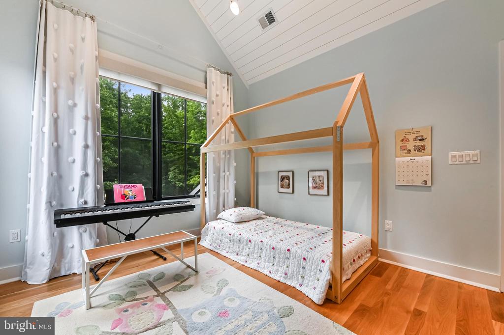 188 SOUTHDOWN ROAD