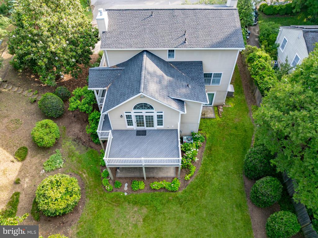 2 TOLSON STREET