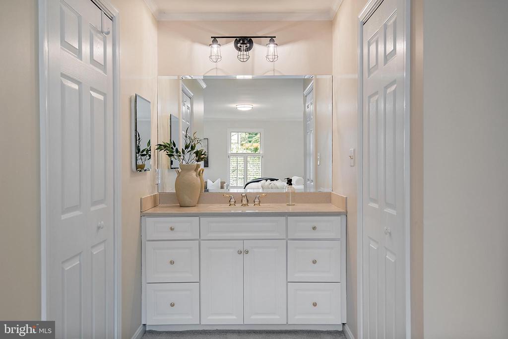 2 TOLSON STREET