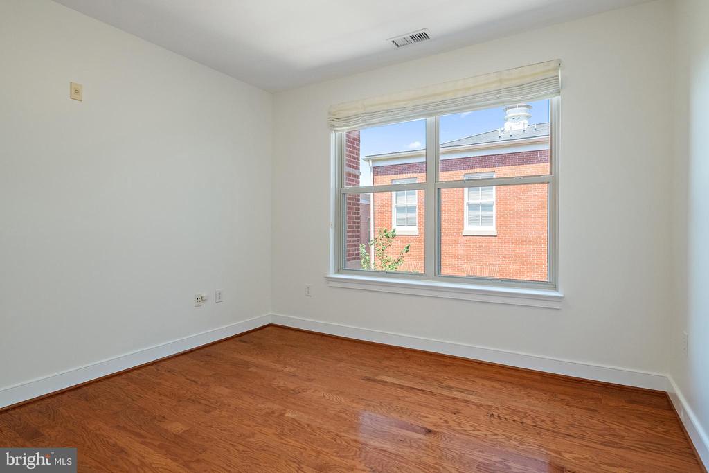 66 FRANKLIN STREET 412