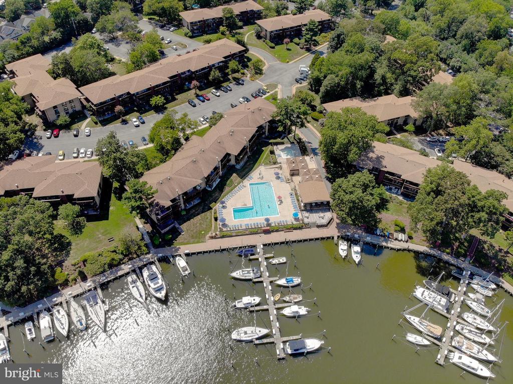 756 FAIRVIEW AVENUE Unit: 756 D