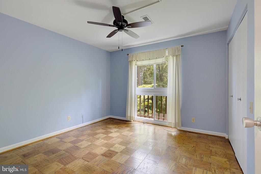 756 FAIRVIEW AVENUE Unit: 756 D