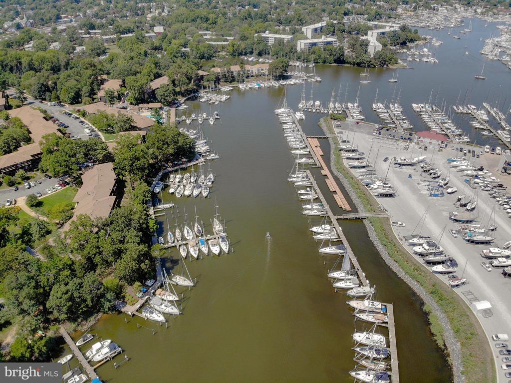 756 FAIRVIEW AVENUE Unit: 756 D