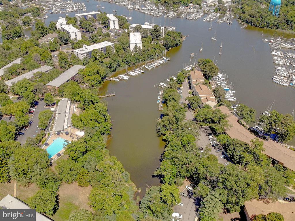 756 FAIRVIEW AVENUE Unit: 756 D