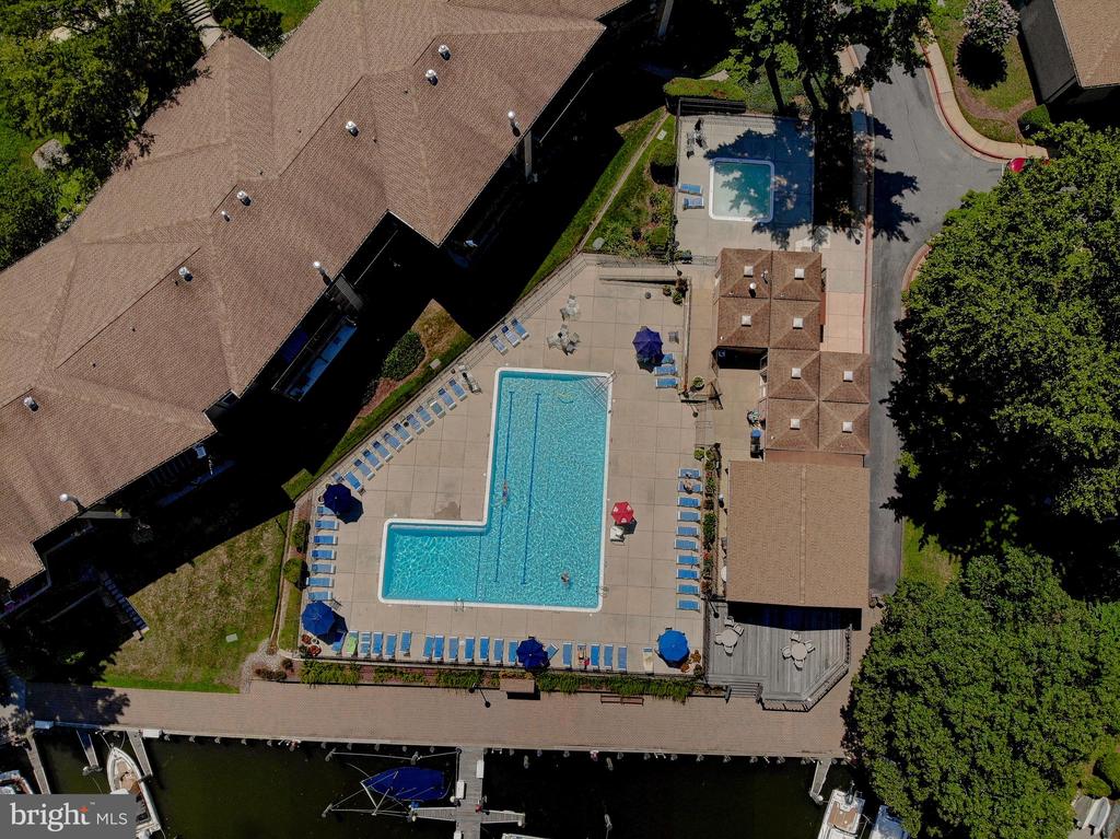756 FAIRVIEW AVENUE Unit: 756 D