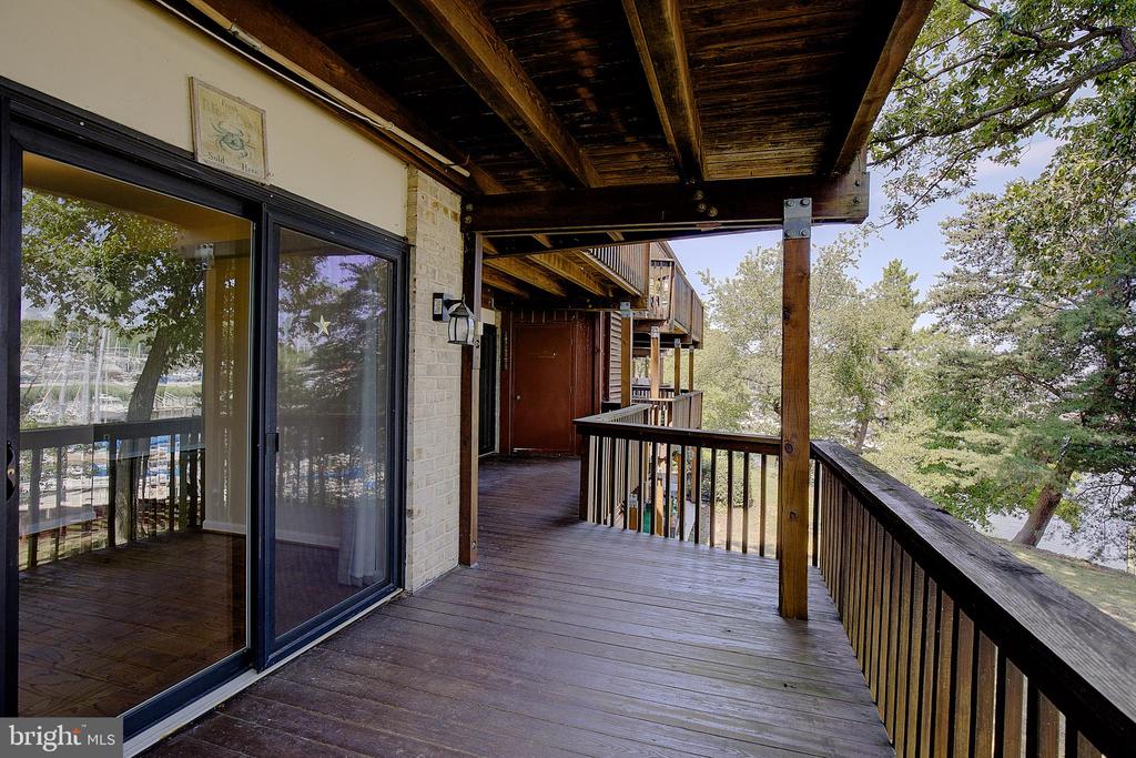 756 FAIRVIEW AVENUE Unit: 756 D