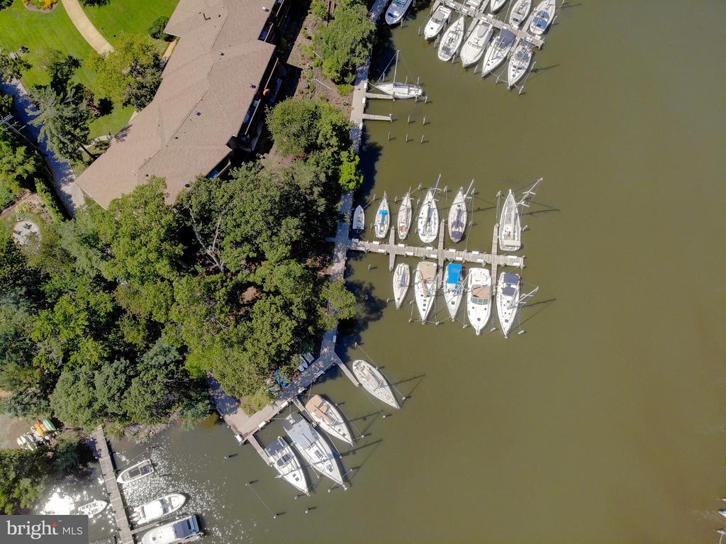 756 FAIRVIEW AVENUE Unit: 756 D